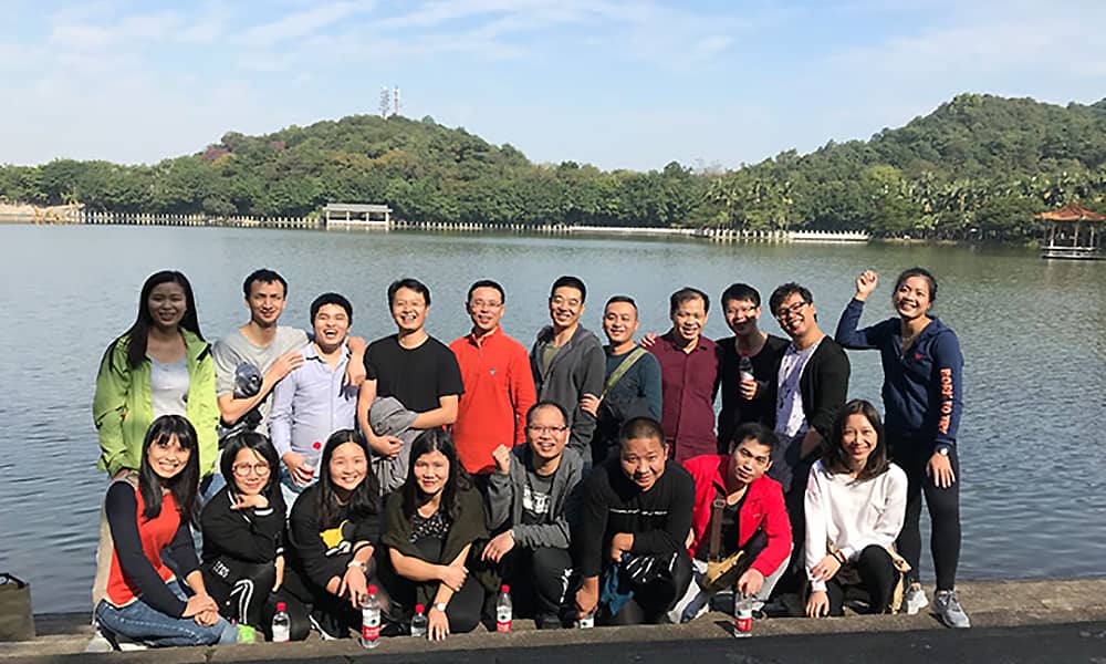 今年会游乐项目中心集体游：西樵山风景名胜区